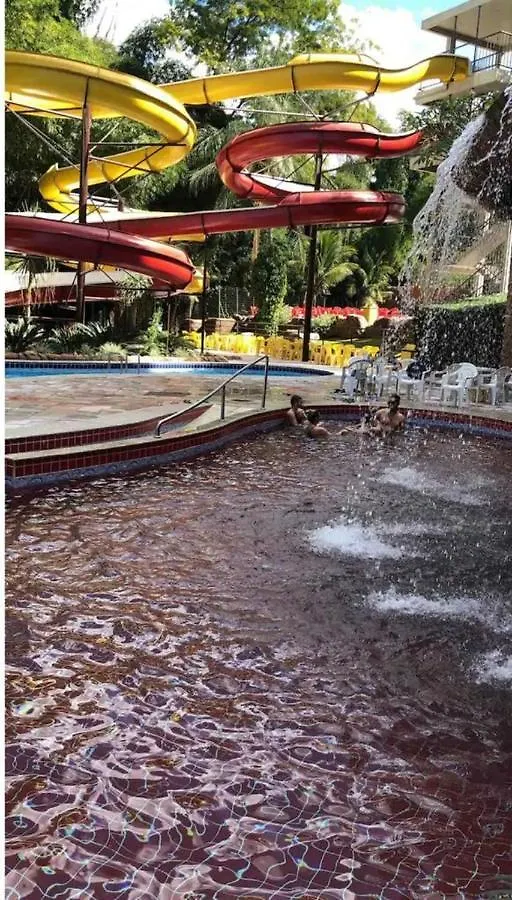 Flat - Condominio Golden Dolphin Express Caldas Novas